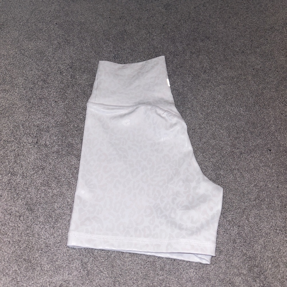 Buffbunny Rosa Shorts